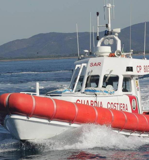 Quattro persone soccorse dalla capitaneria