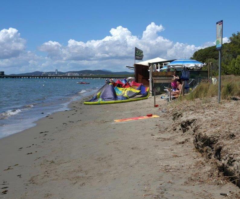 I balneari di Scarlino «Ci è sparita la battigia» 