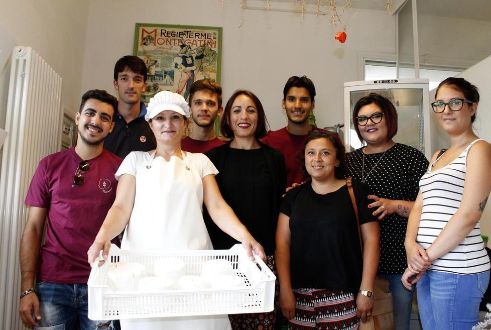Giovani in tour nelle aziende per conoscere il nostro cibo