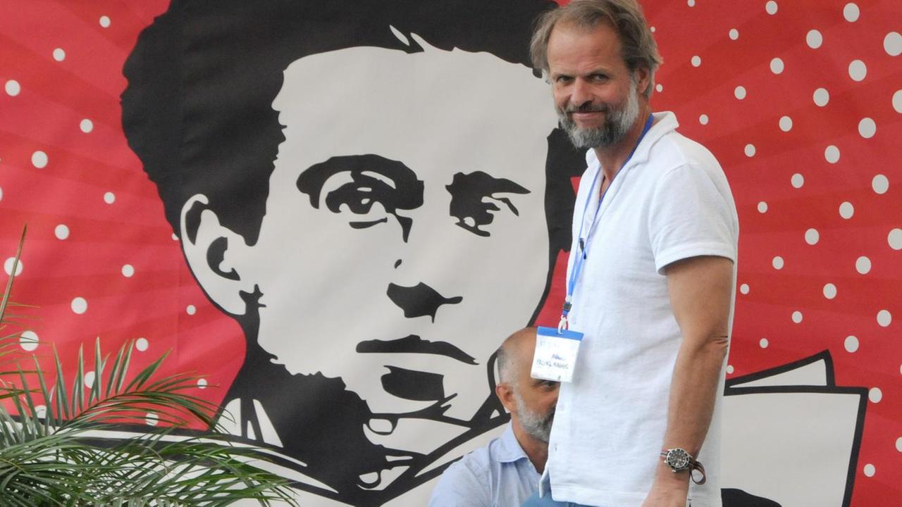 «La scrittura contro il rumore del mondo»