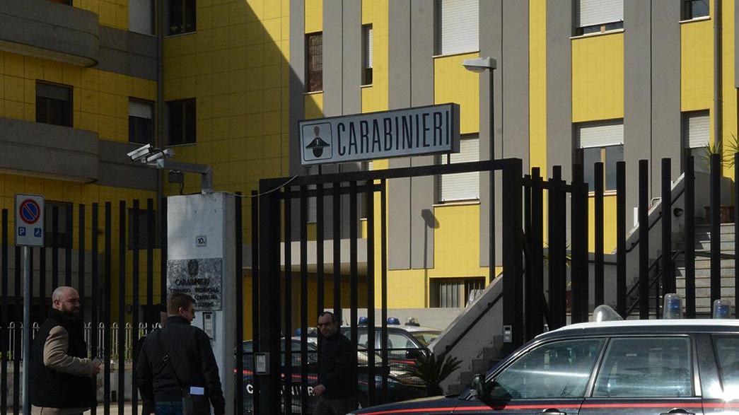 La prefettura non ha fondi in venti senza stipendio