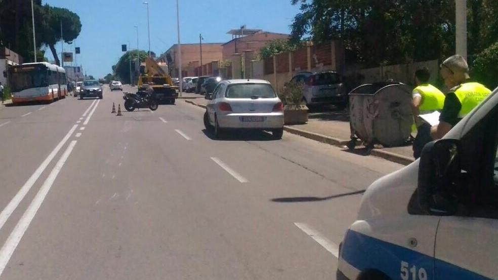 Incidente stradale in viale Elmas a Cagliari