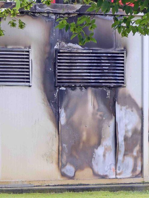 Fiamme nella cabina di una ditta 