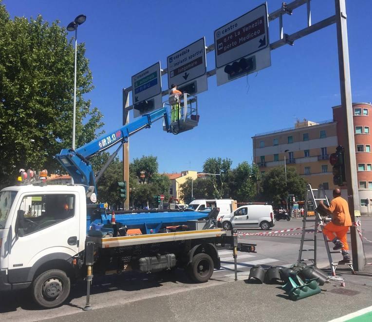 Lavori ai semafori sull’Aurelia: disagi al traffico 