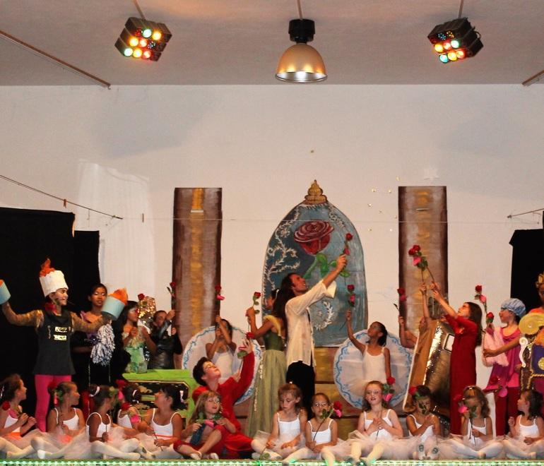 “La Bella e la Bestia” in scena gli allievi di Amarindance 