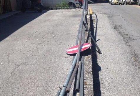 Vandalismi vicino al mercato coperto