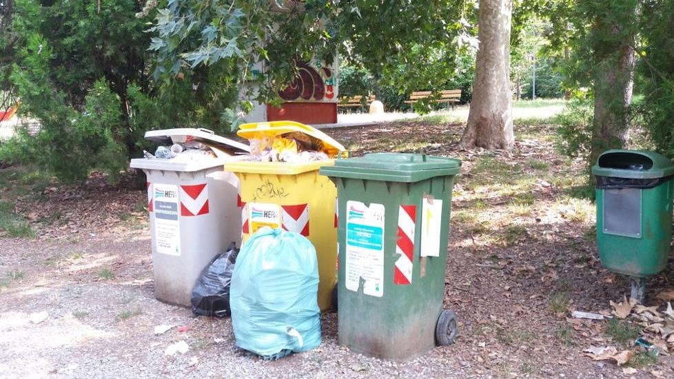 Hera pulisce, ma c’è chi si lamenta