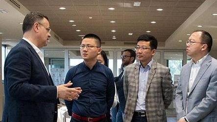 Una delegazione cinese in visita alla Scuola Tessieri
