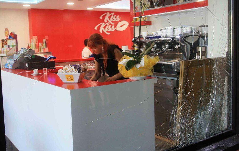 Spaccata fallita al bar “Kiss Kiss” 