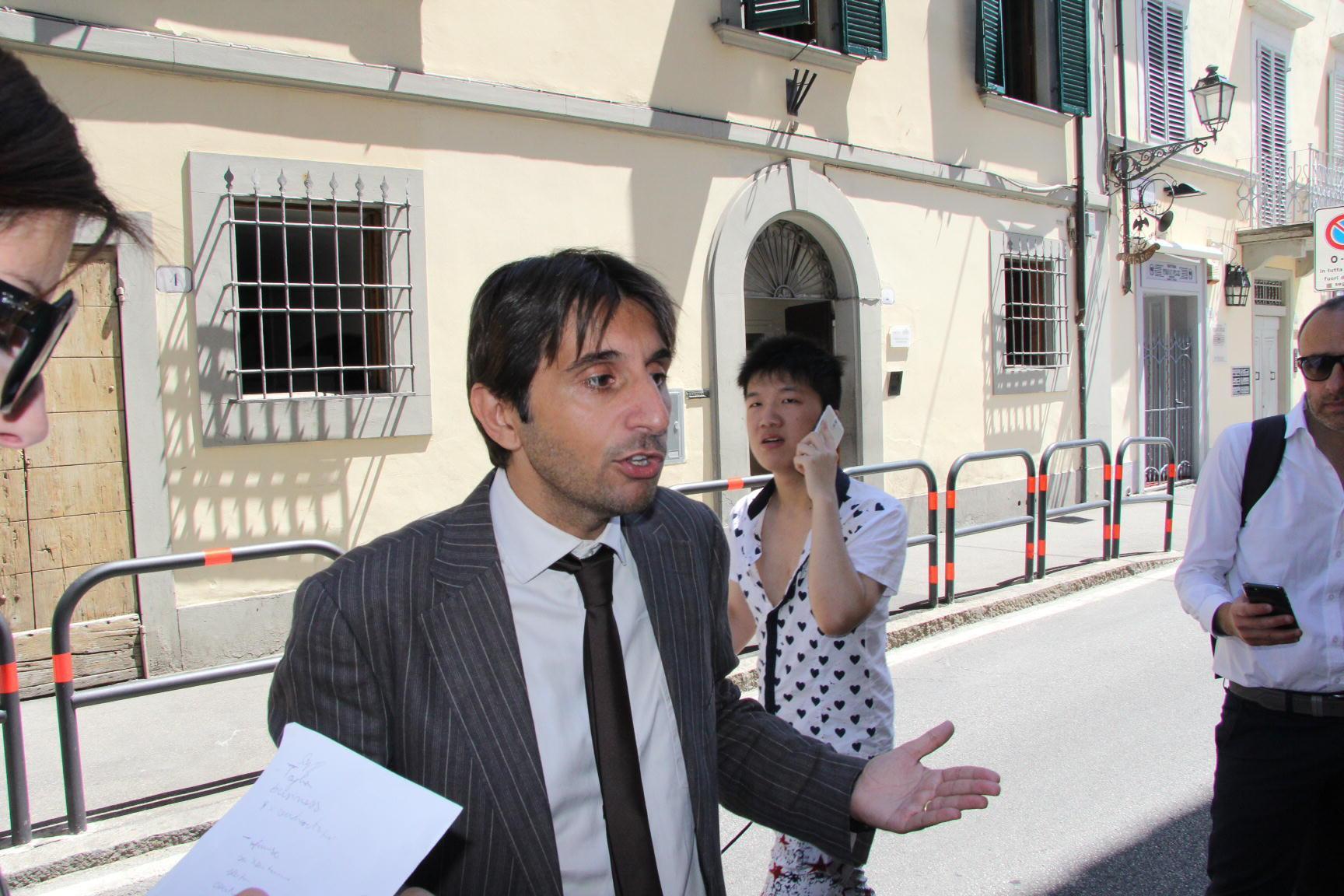 Il consigliere regionale Giovanni Donzelli di Fratelli d'Italia a Prato (Foto Batavia)