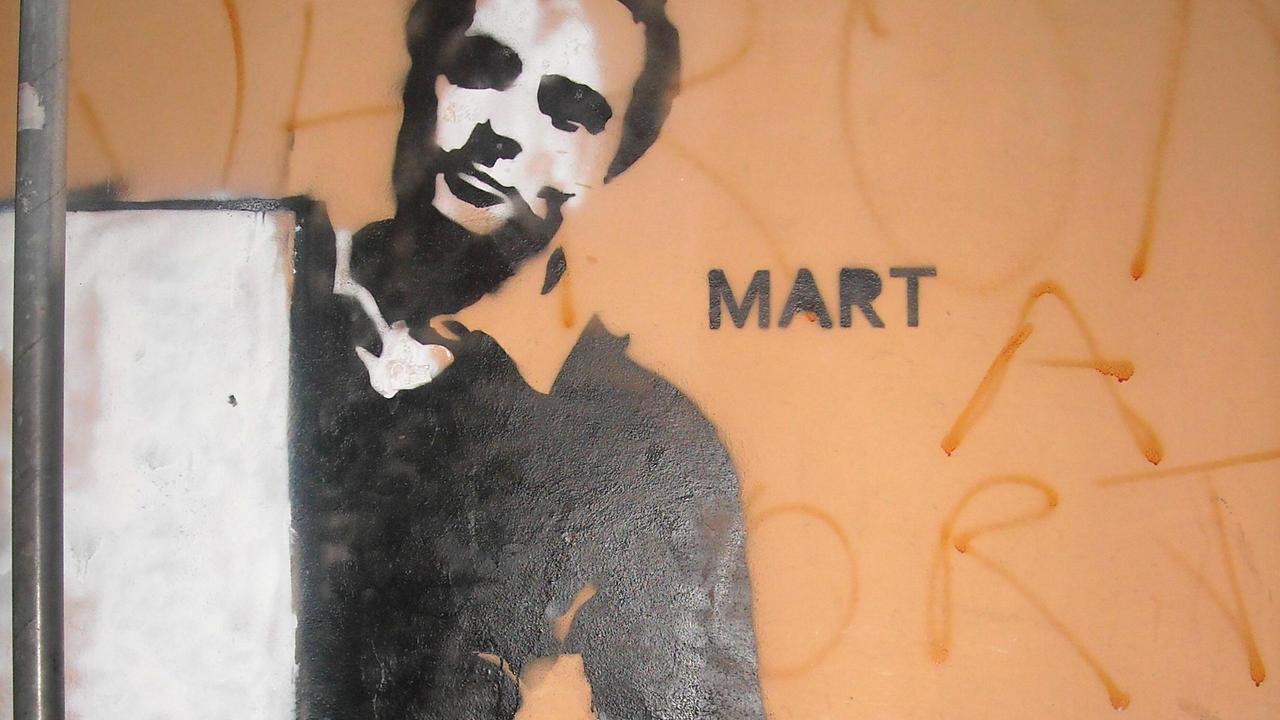 L'immagine di Modigliani sui muri di Livorno