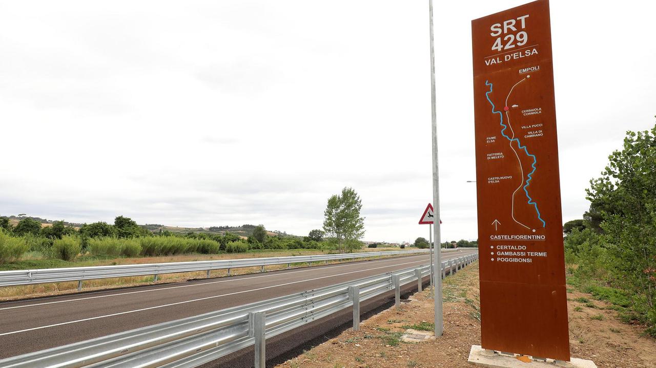 Un tratto della nuova viabilità della nuova Sr 429 (Foto agenzia Carlo Sestini)