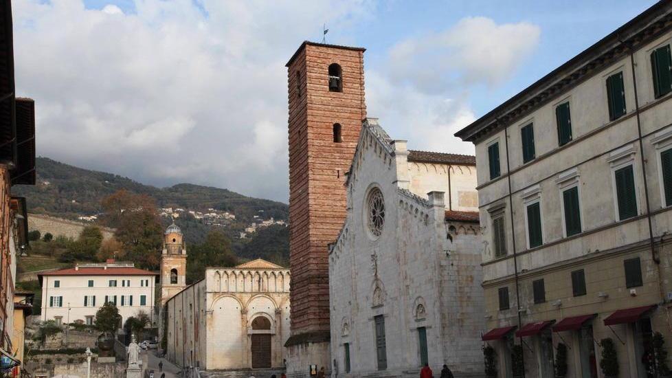 Barman e musica in piazza, arriva Pietrasanta da bere