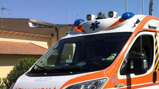 Muore travolto dal trattore a 83 anni