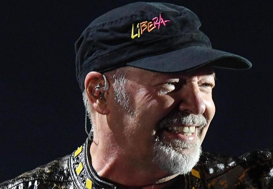 Anche “Libera” con Rossi durante lo show