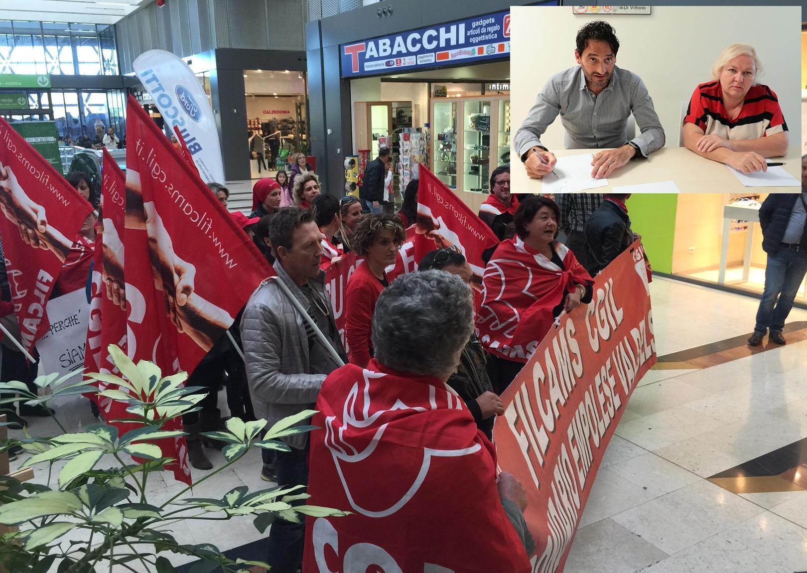 Una manifestazione di lavoratori del commercio (foto d’archivio) e, nel riquadro, Massimiliano Fabozzi e Donatella Galgani (Foto ag. Carlo Sestini)