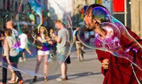 Buskers in azione al parco Amendola per tutto il weekend