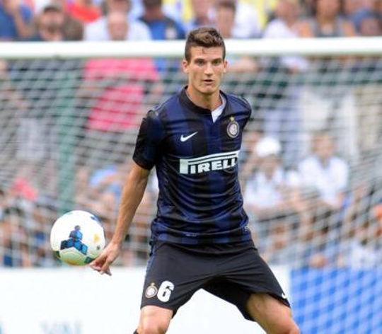 Marco Andreolli con la maglia dell'Inter