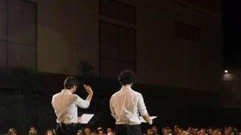 “ManiFutura” atto secondo: “Fumosa frenesia”