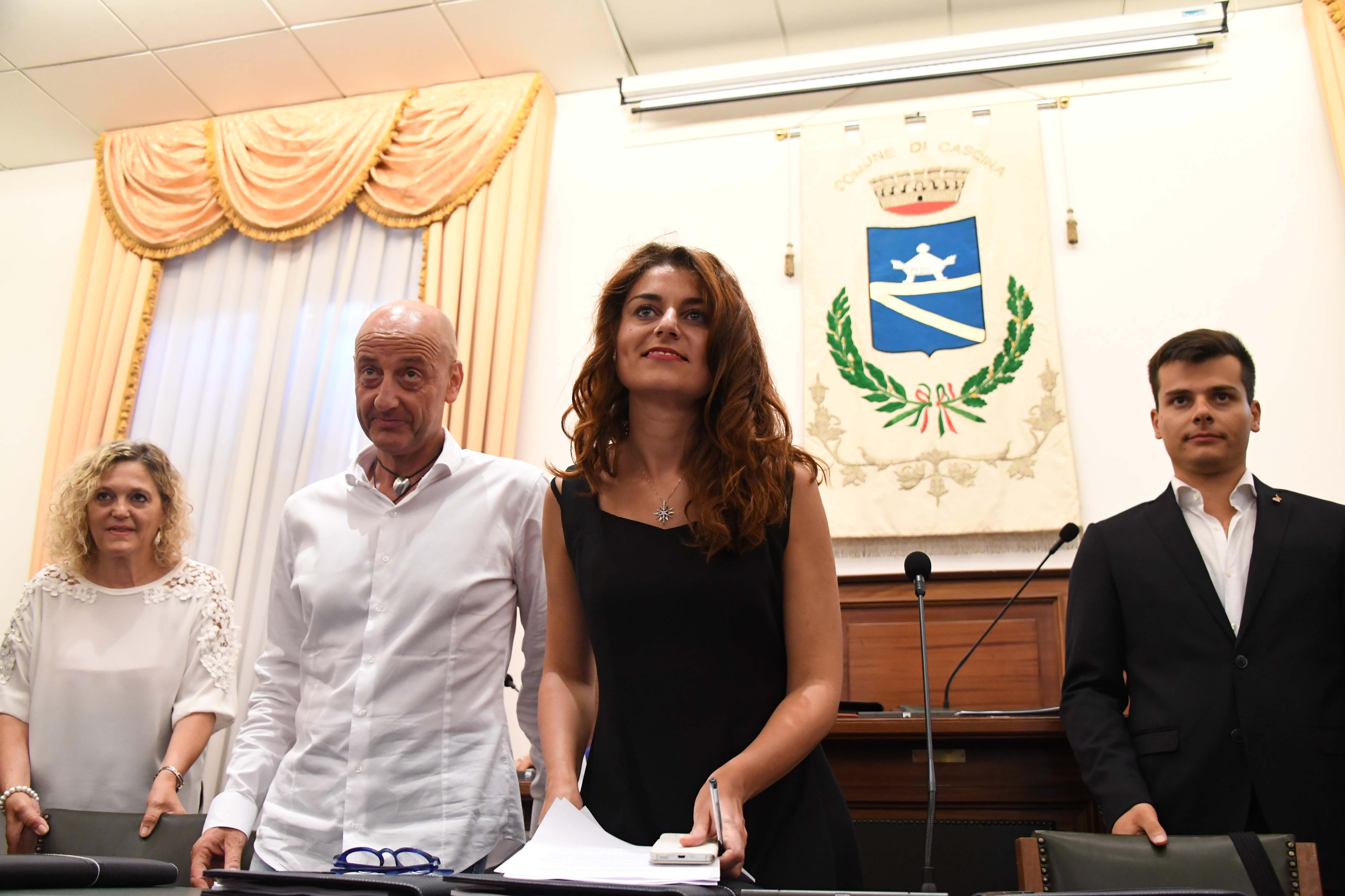La sindaca Susanna Ceccardi e il vice Michele Parrini