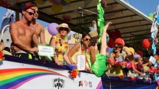 Sardegna Pride 2017, insieme liberi di essere: festa per i diritti di tutti  