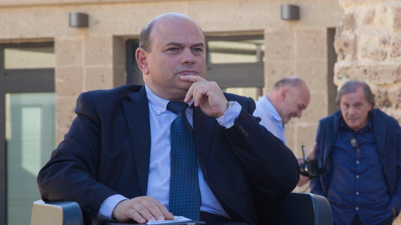 Pace nel Pd, tutto rimandato
