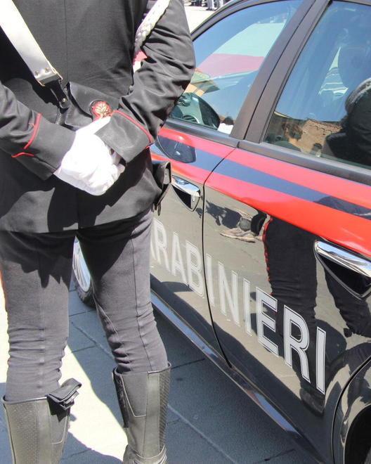 Gli strappano dal polso  orologio da 45mila euro