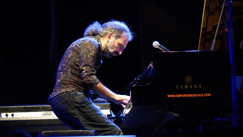 Con Bollani il Pistoia Blues si colora di Napoli