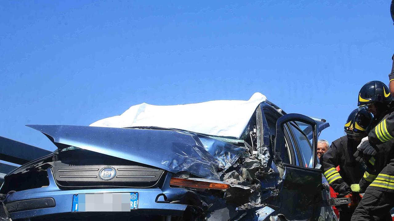 Reggio Emilia, morto l'85enne che guidava contromano
