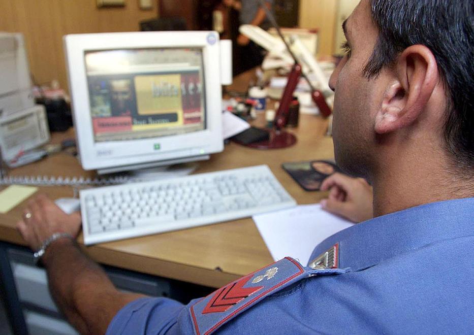 Il telefonino in vendita si rivela una truffa