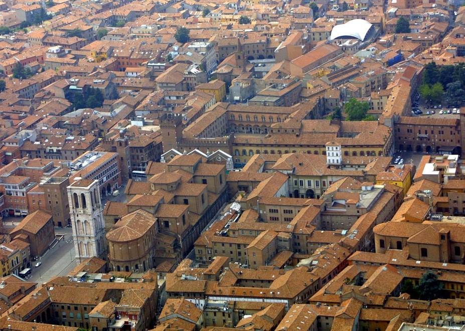Summit sull’economia  per rilanciare la città 
