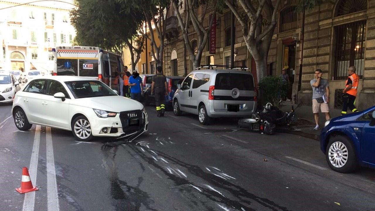 Scontro auto moto a Cagliari, due persone ferite