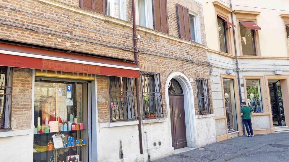 Attenti alle finestre aperte per il caldo, i ladri ne approfittano