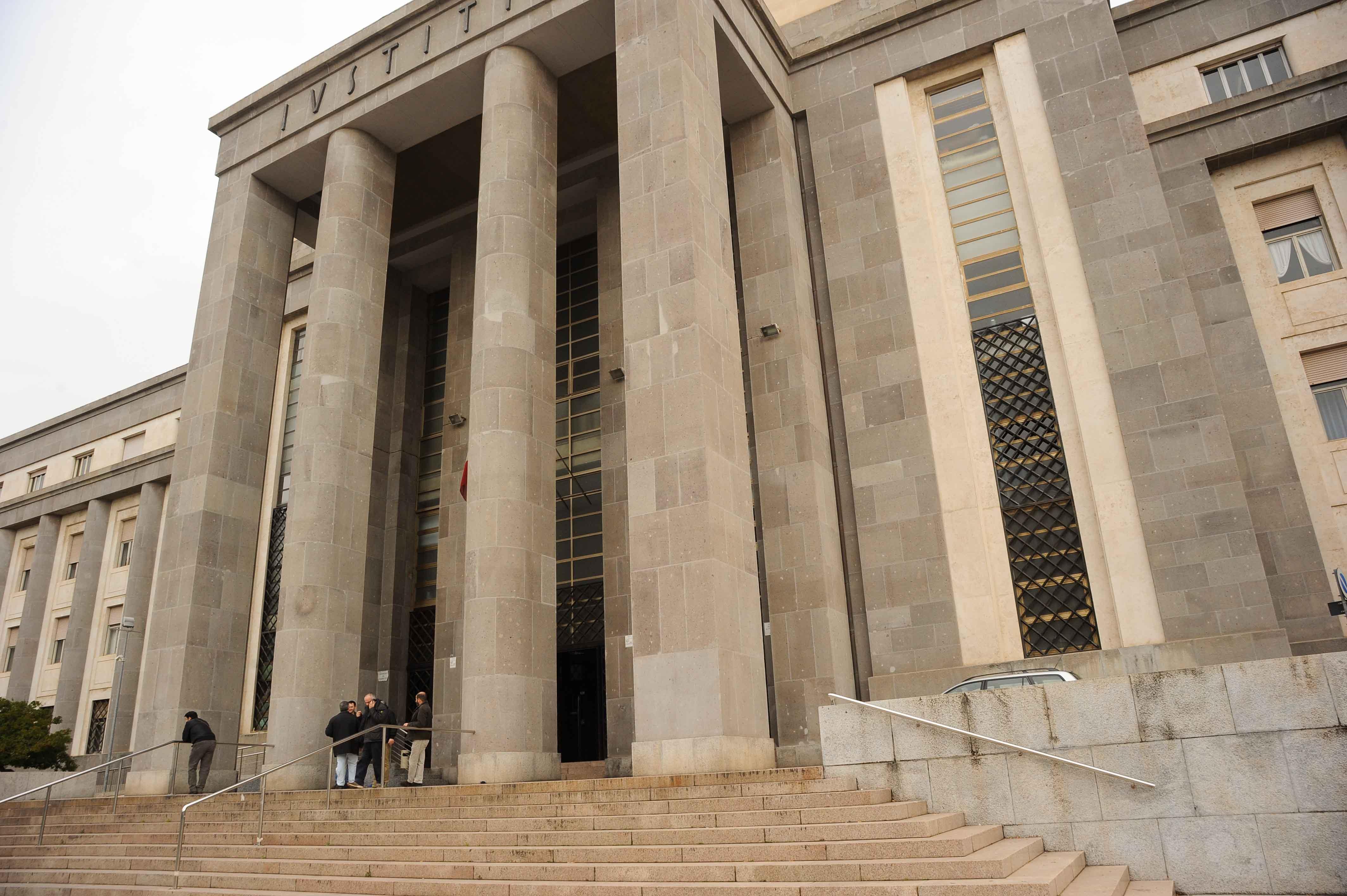 Parroco schiaffeggiò un marito infedele: al processo il racconto dei testimoni