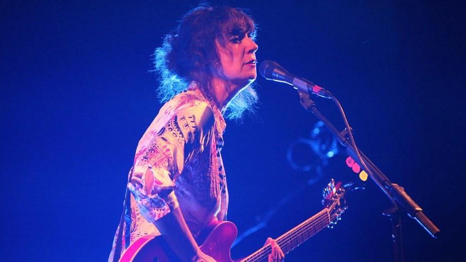 Cristina Donà in concerto con le sue “Stelle buone”