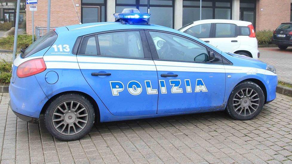 Ruba in casa della zia, arrestato