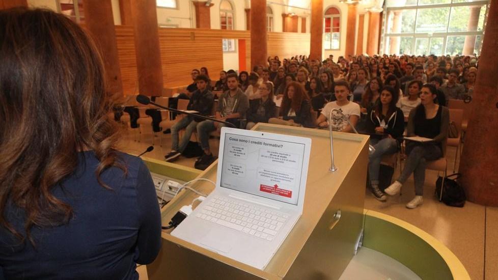 L’università adesso punta sui corsi online e aumenta l’offerta