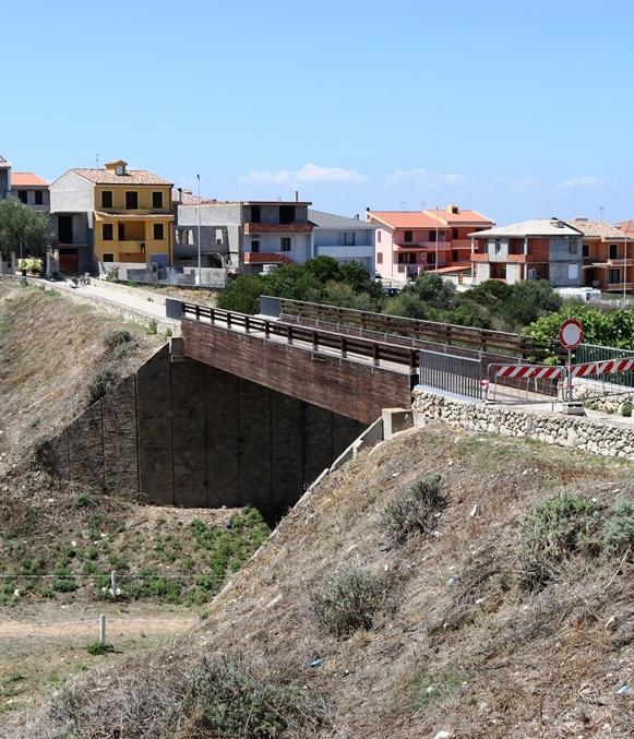 Chiuso il ponte pericolante di Montigeddu