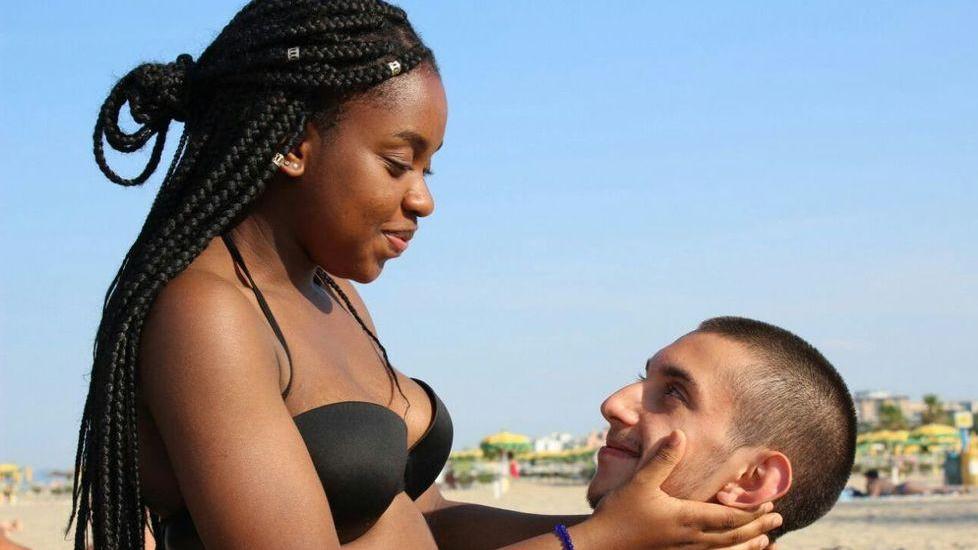 Se l’amore non ha confini: le nozze Modena-mondo