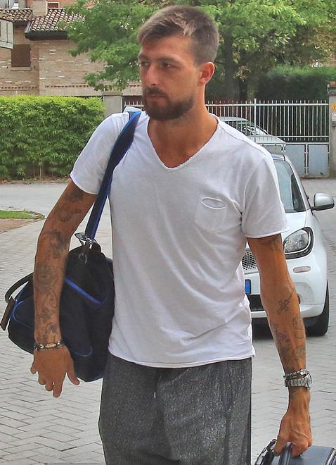 Acerbi e Adjapong rinnovano fino al 2022 