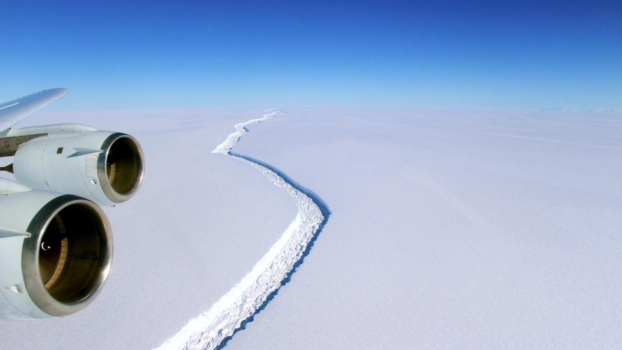 Un'immagine aerea dell'iceberg