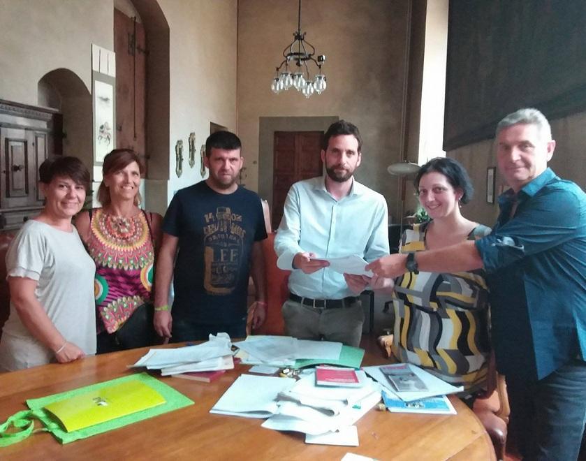 Dal Nespolo quattrocento no ai migranti nel capannone 
