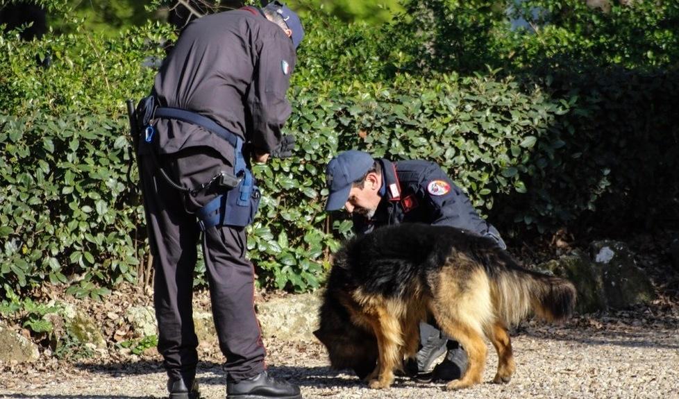 Spaccio vicino alla stazione, arrestato un giovane 