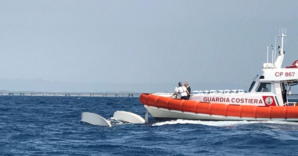 Paura per due anziani salvati in mare