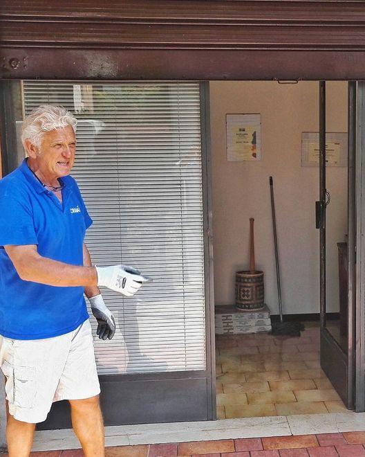 Cortocircuito e rogo in una ditta di vernici