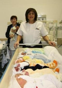 Le Cicogne e la Lega «Portate in montagna le mamme reggiane» 