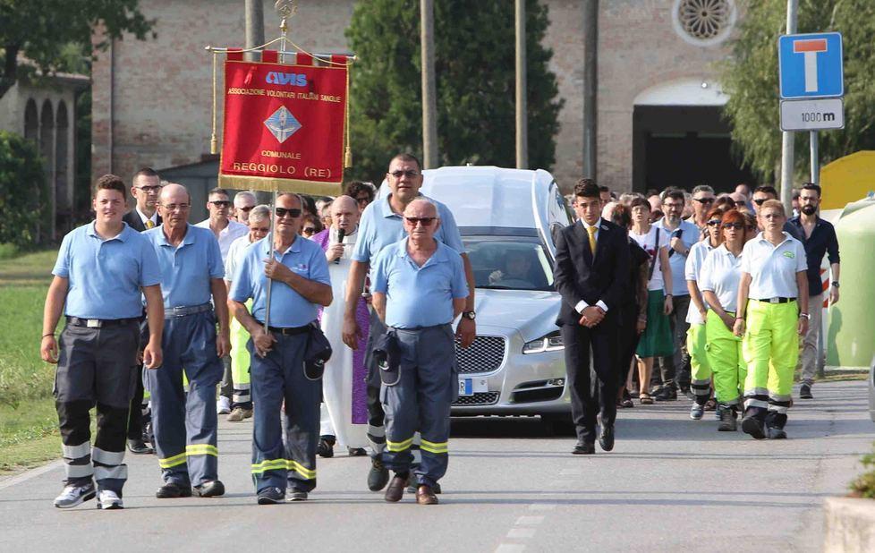 Canzoni, lettere e messaggi Il pianto del sindaco Malavasi