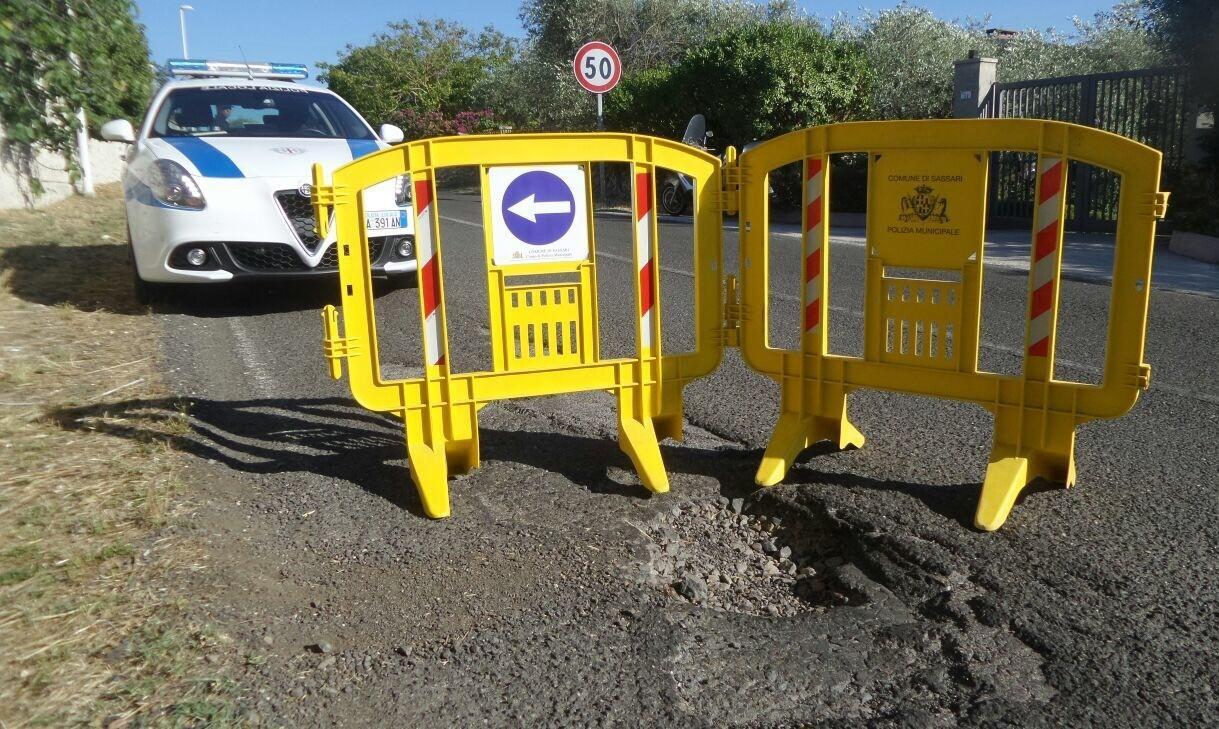 Voragine in via Carlo Felice