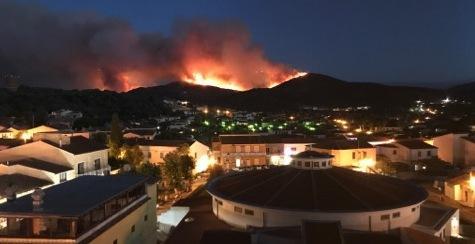 Oltre mille evacuati in fiamme la Gallura 