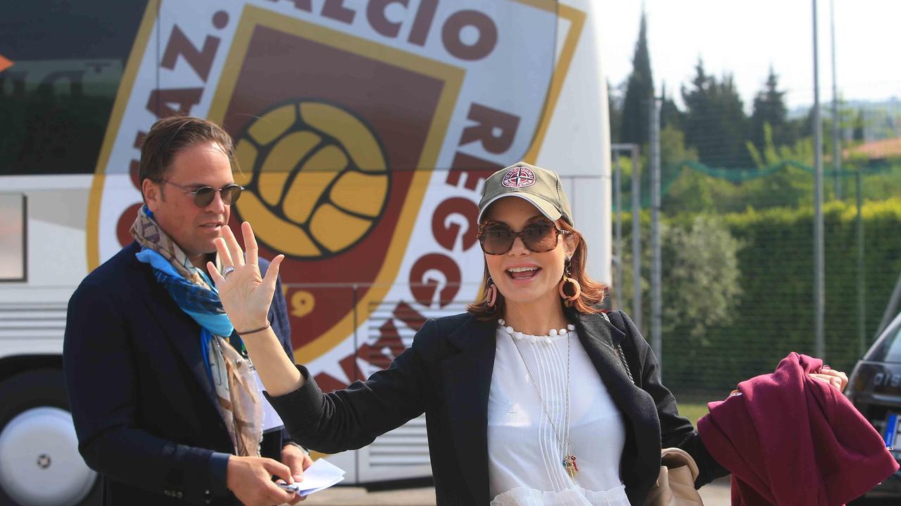 Alicia si scaglia contro Compagni
